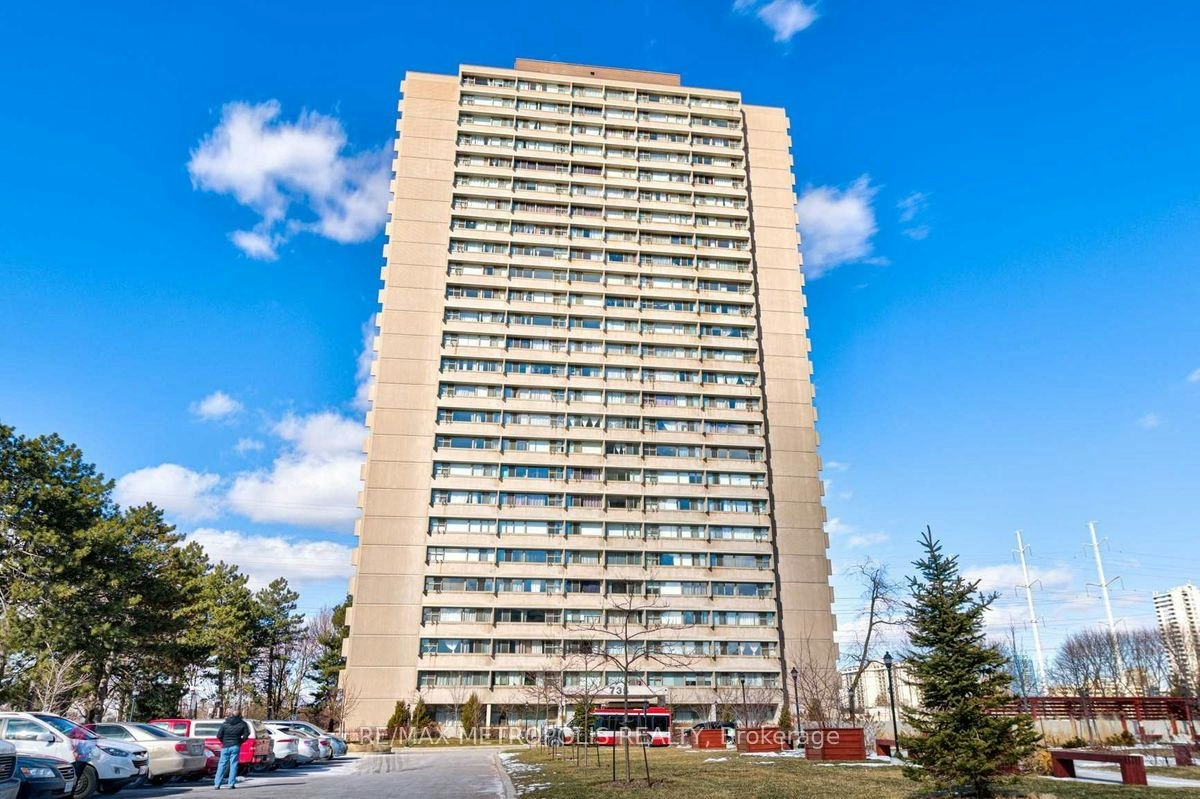 704-735 Don Mills Road, Toronto, ON, M3C 1S9