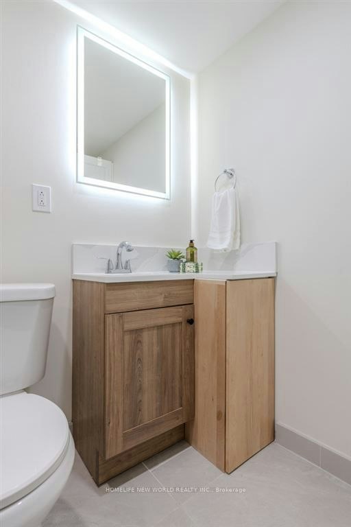 Lower  B-201 Goddard Street, Toronto, ON, M3H 5E7 - 13
