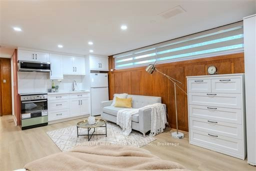Lower  B-201 Goddard Street, Toronto, ON, M3H 5E7 - 8