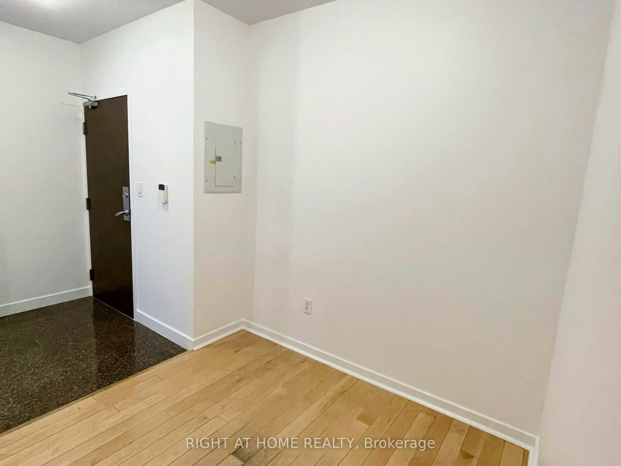 811-35 Mariner Terrace, Toronto, ON, M5V 3V9 - 8