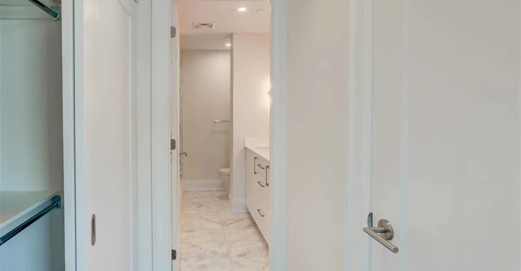 1002-88 Cumberland Street, Toronto, ON, M5R 1A3 - 20