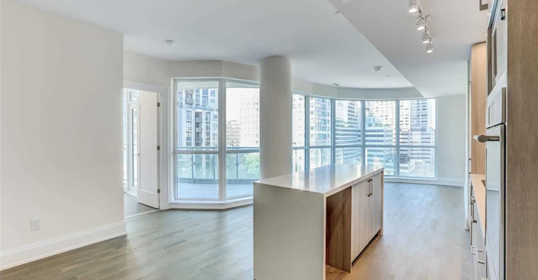 1002-88 Cumberland Street, Toronto, ON, M5R 1A3 - 6