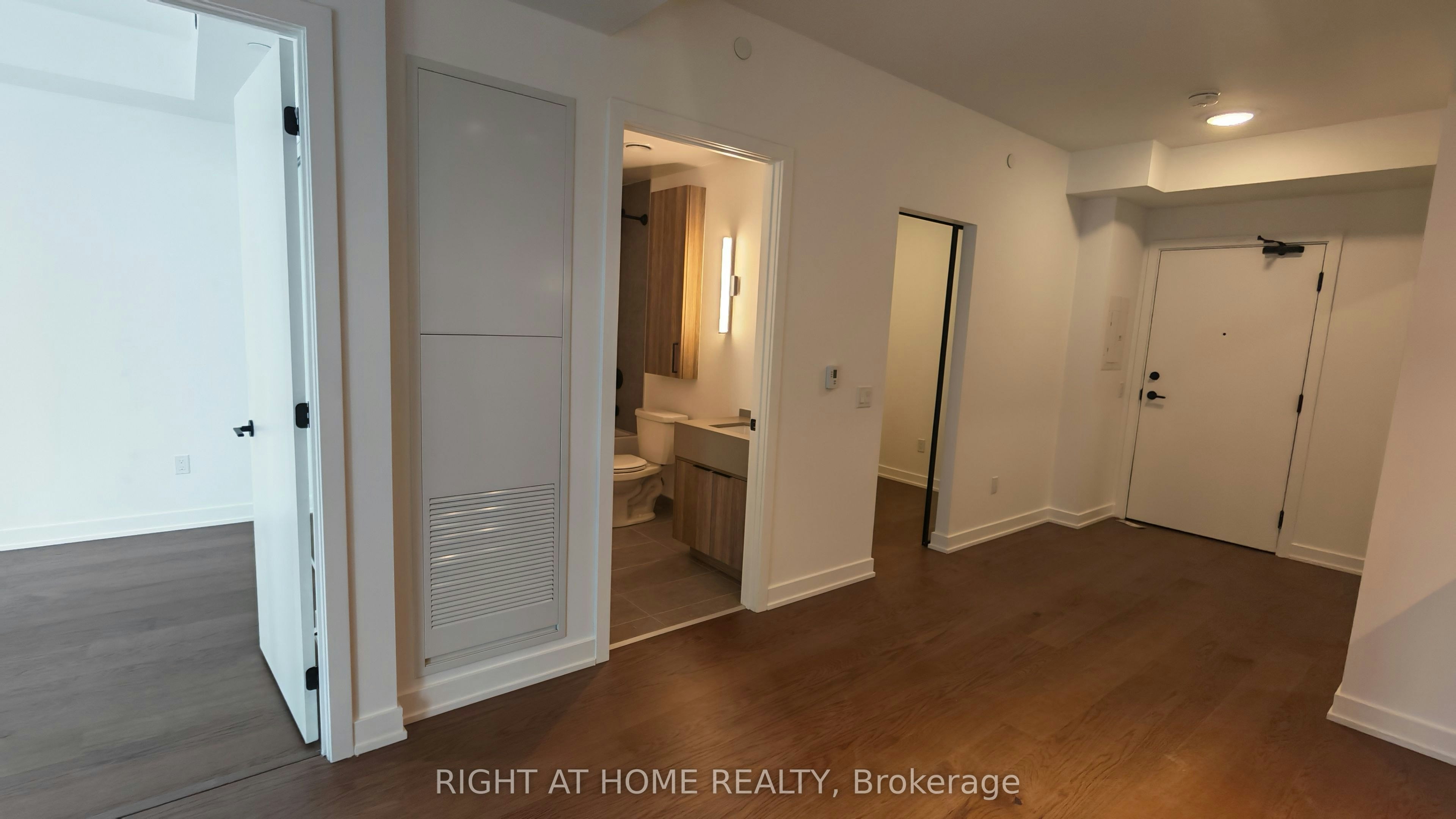 1205-91 Montclair Avenue, Toronto, ON, M5P 0B1 - 8