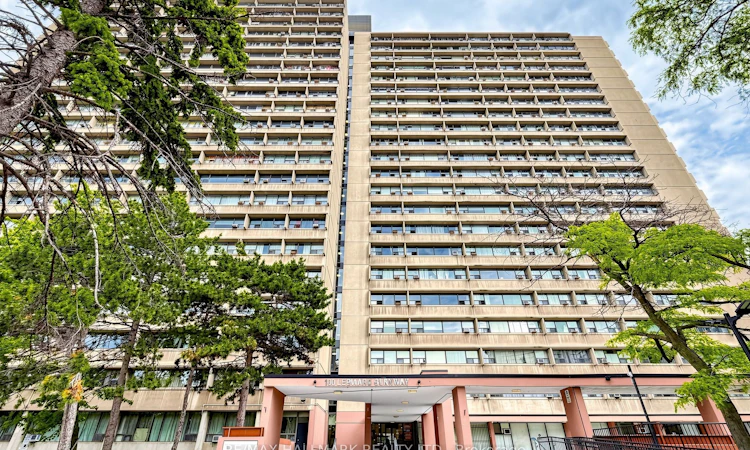 1512-100 Leeward Glenway