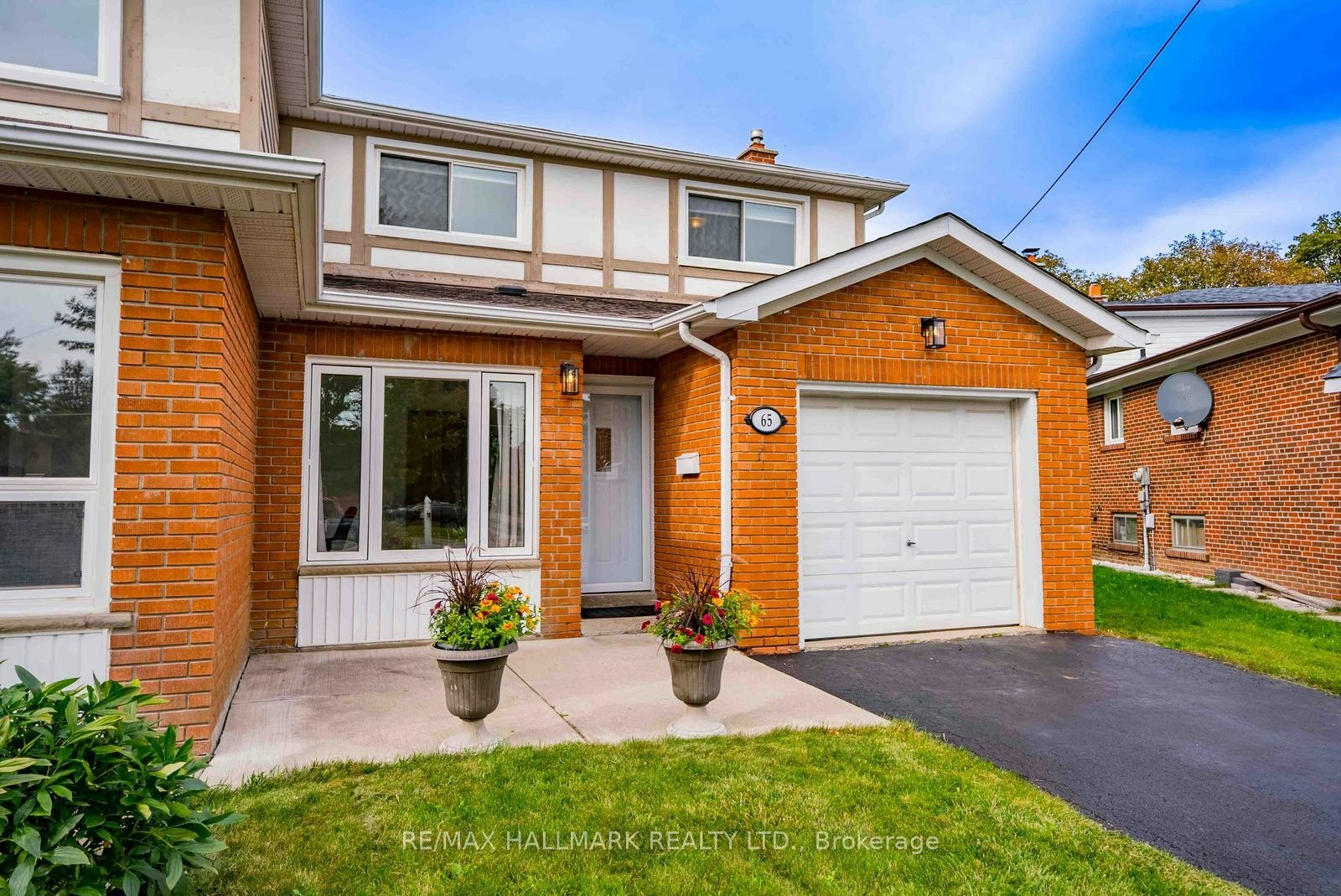 65 Baroness Crescent, Toronto, ON, M2J 3K4