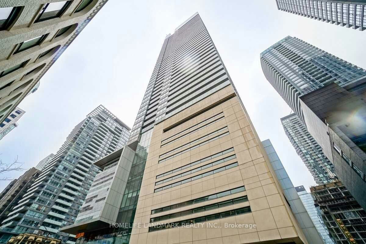 1705-80 John Street, Toronto, ON, M5V 3X4
