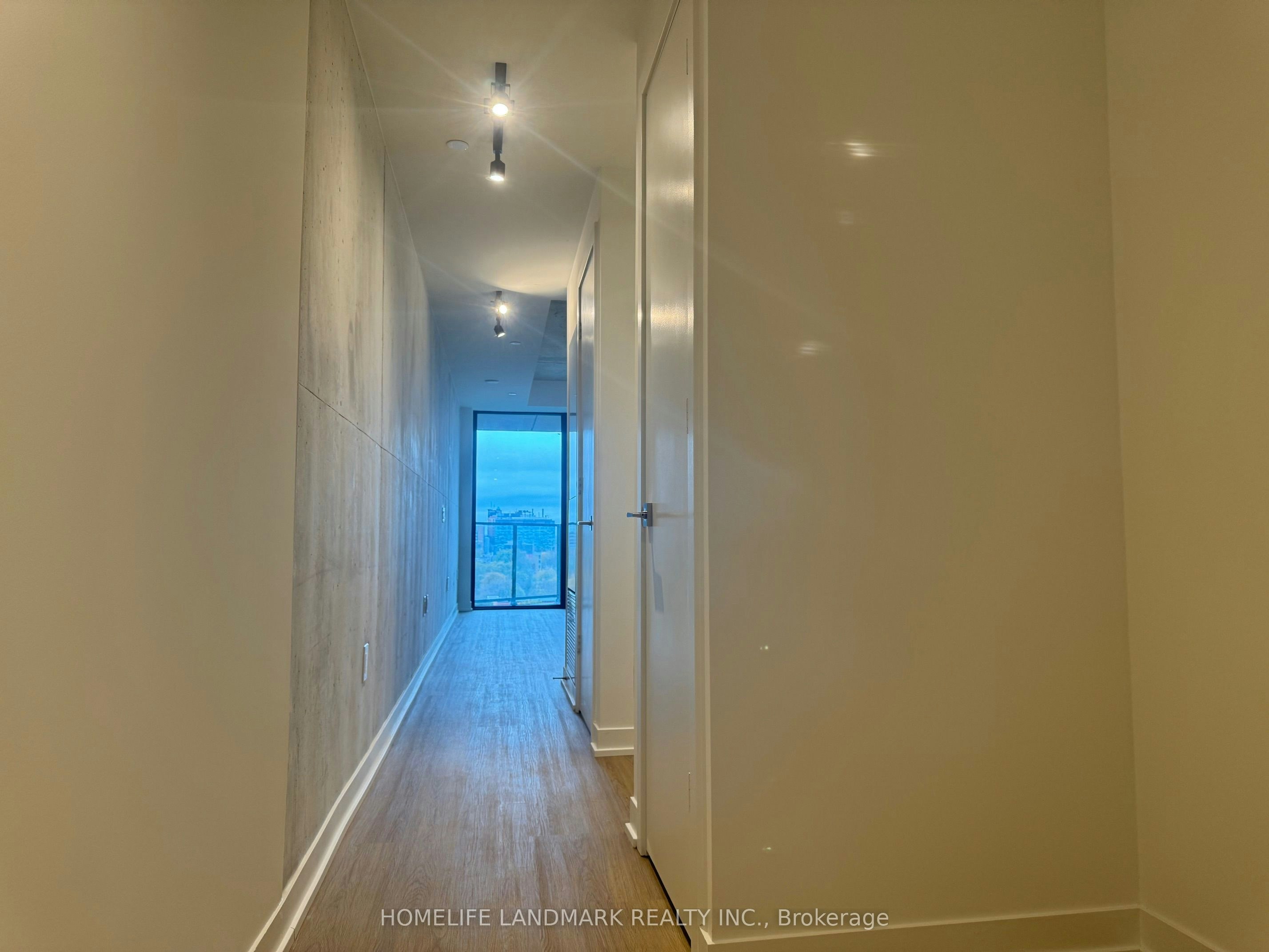 1015-195 Mccaul Street, Toronto, ON, M5T 0E5 - 6