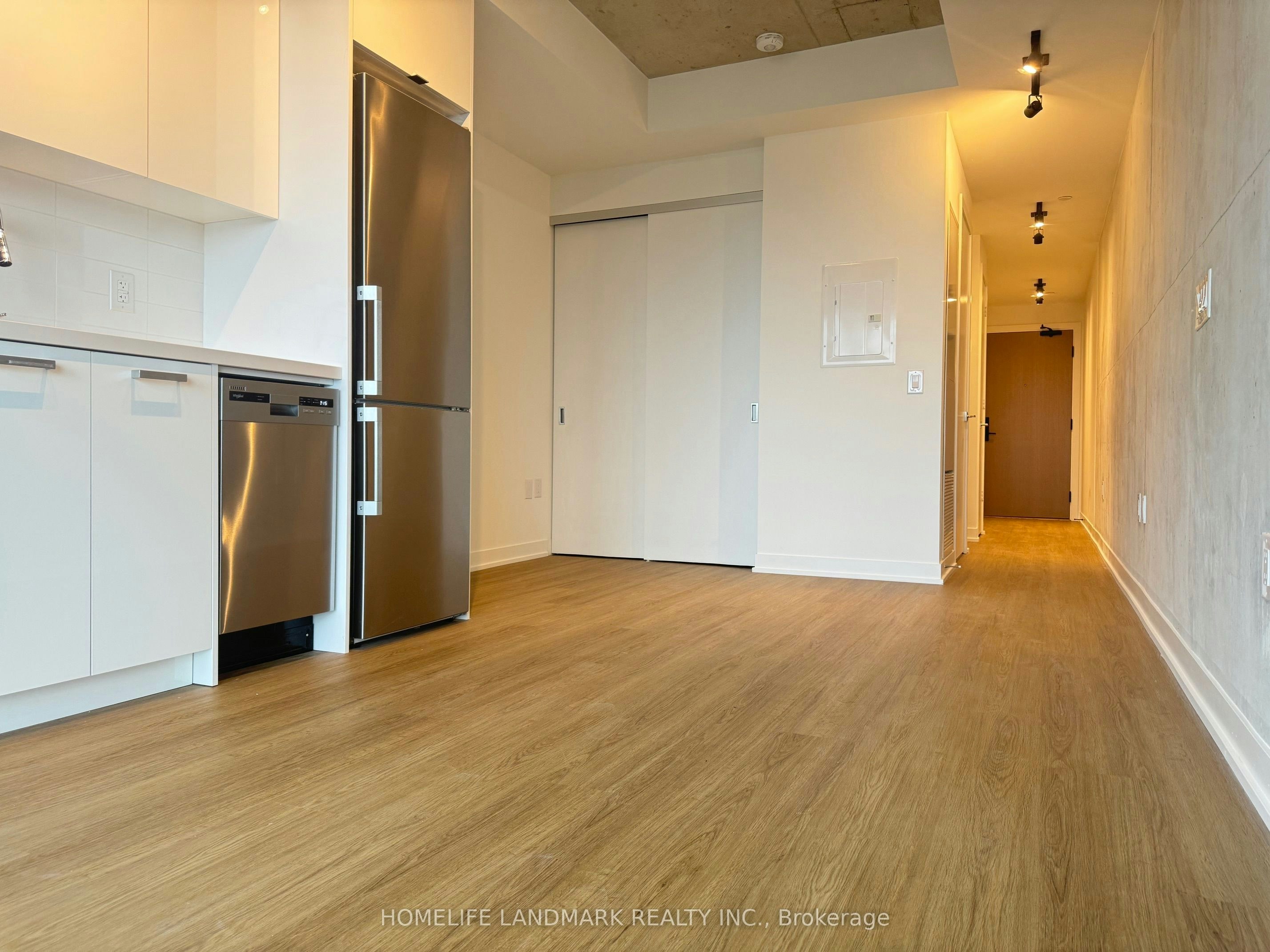 1015-195 Mccaul Street, Toronto, ON, M5T 0E5 - 5