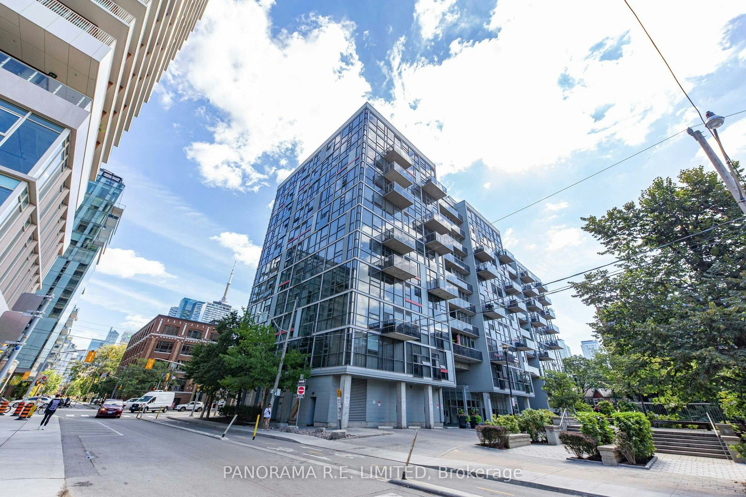 1013-60 Bathurst Street, Toronto, ON, M5V 2P4 - 23