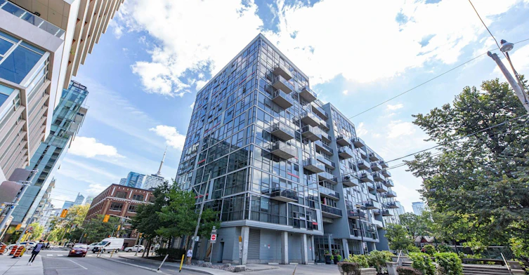 1013-60 Bathurst Street, Toronto, ON, M5V 2P4 - 23