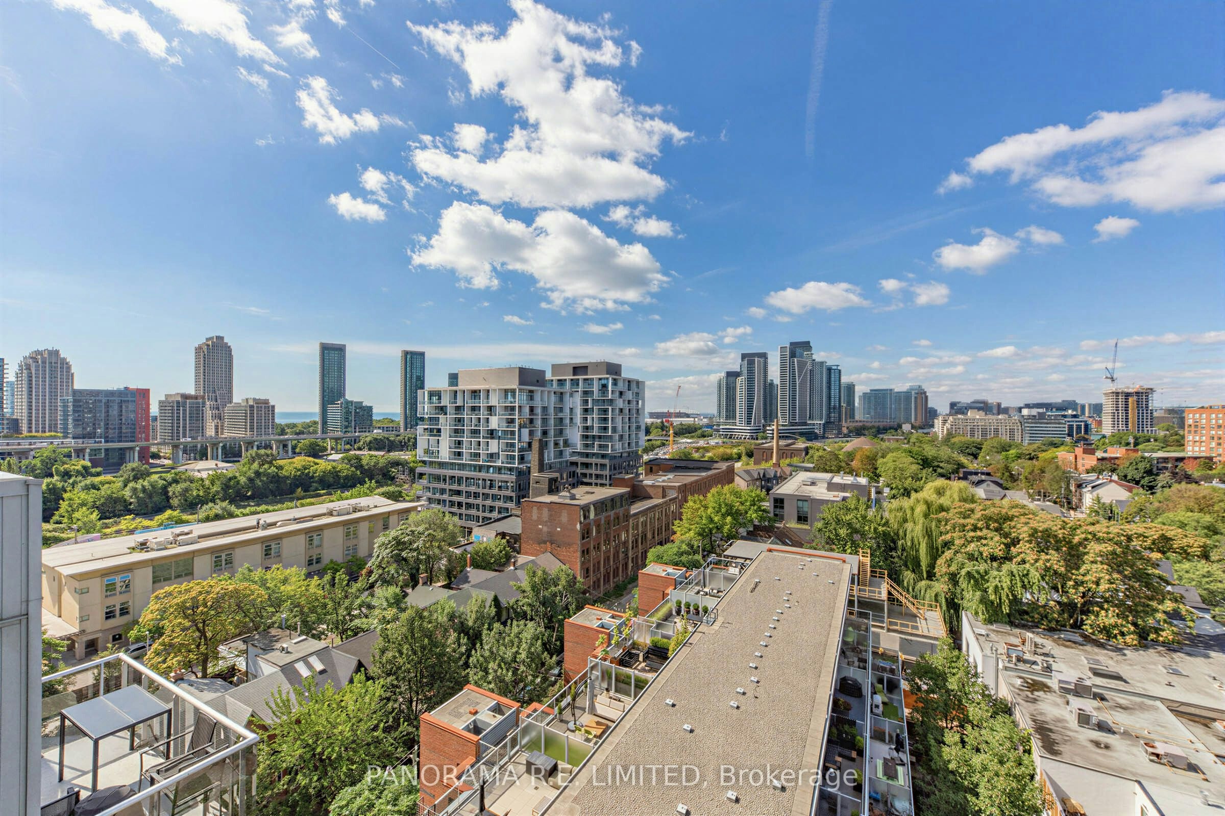 1013-60 Bathurst Street, Toronto, ON, M5V 2P4 - 19