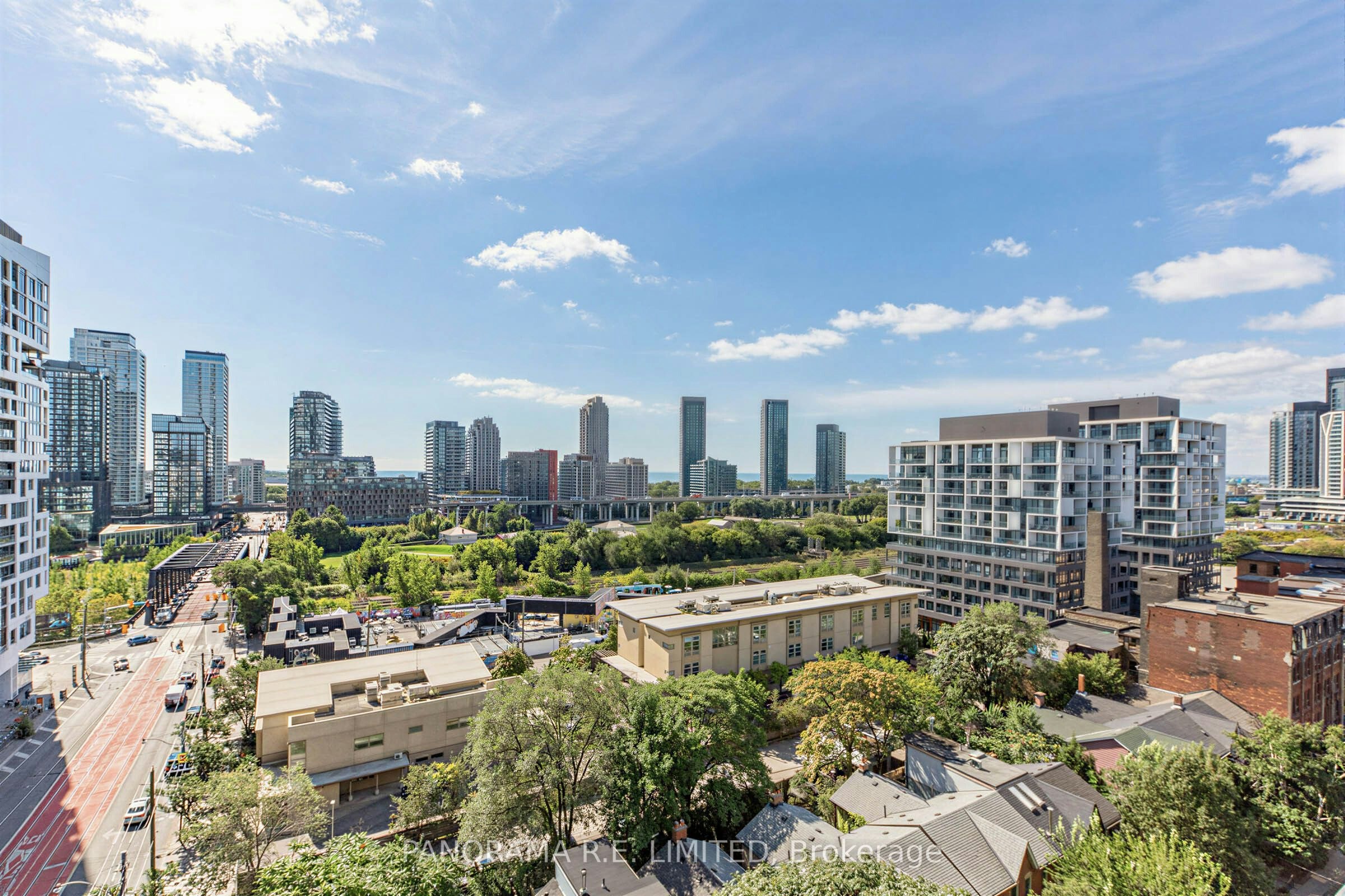 1013-60 Bathurst Street, Toronto, ON, M5V 2P4 - 22