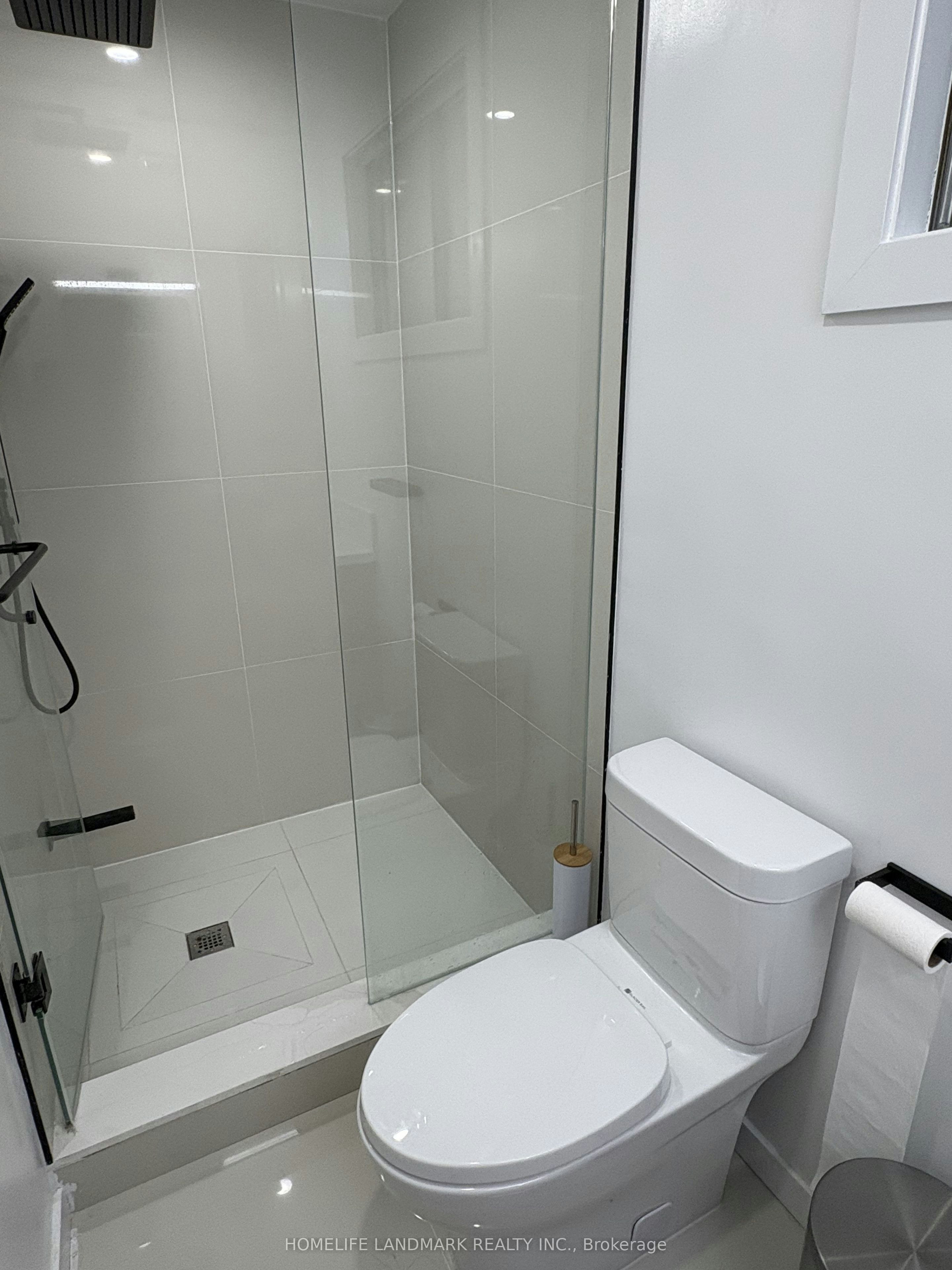BASEMENT 74 Valentine Drive, Toronto, ON, M3A 3J8 - 6