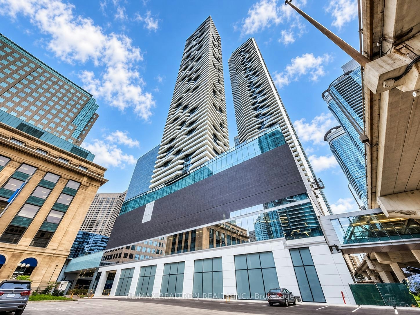 1504-88 Harbour Street, Toronto, ON, M5J 0C3