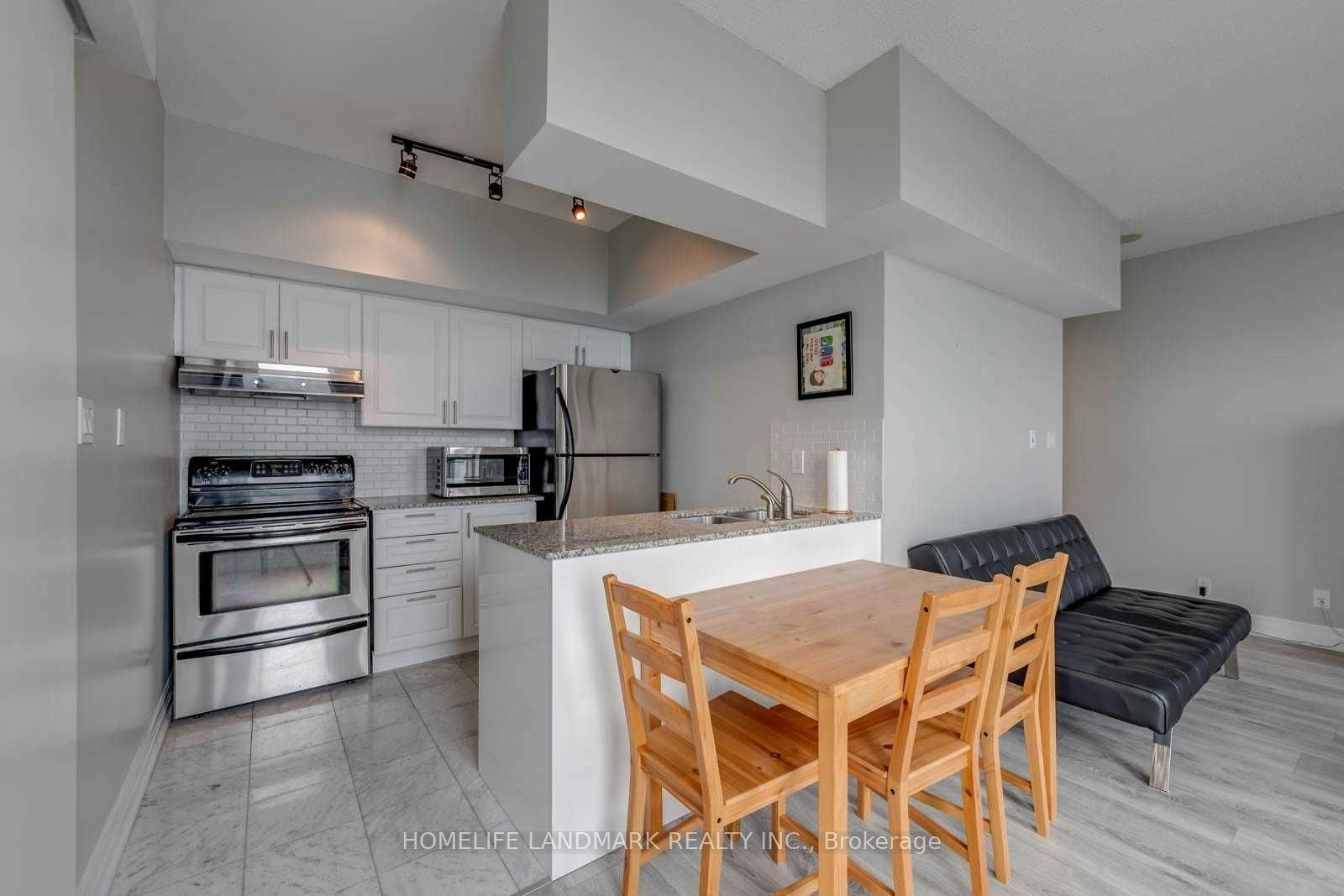 2320-230 Queens Quay W, Toronto, ON, M5J 2Y7 - 4