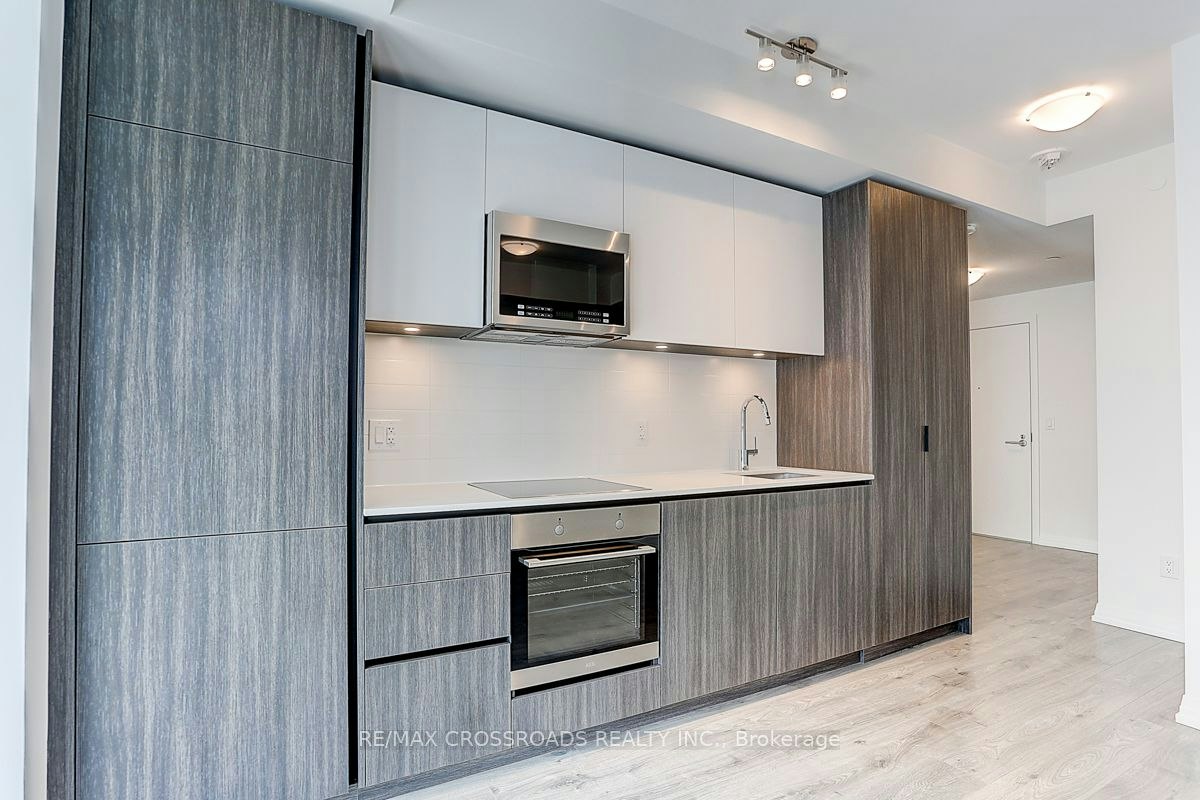 1911-8 Widmer Street, Toronto, ON, M5V 0W6 - 16