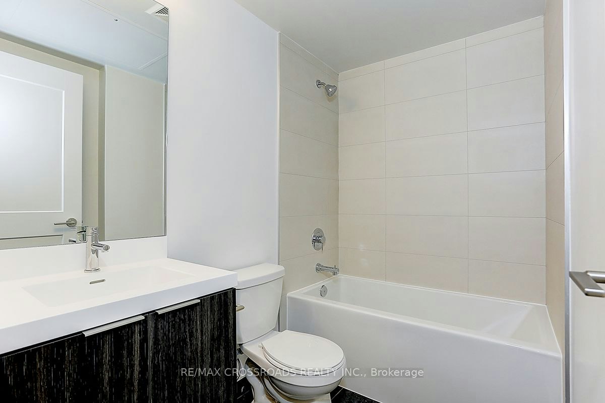 1911-8 Widmer Street, Toronto, ON, M5V 0W6 - 9