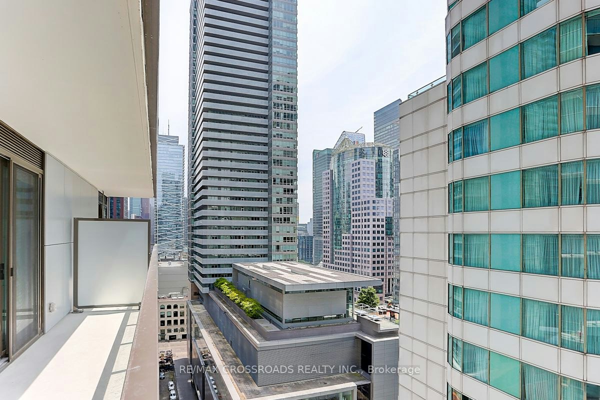 1911-8 Widmer Street, Toronto, ON, M5V 0W6 - 36