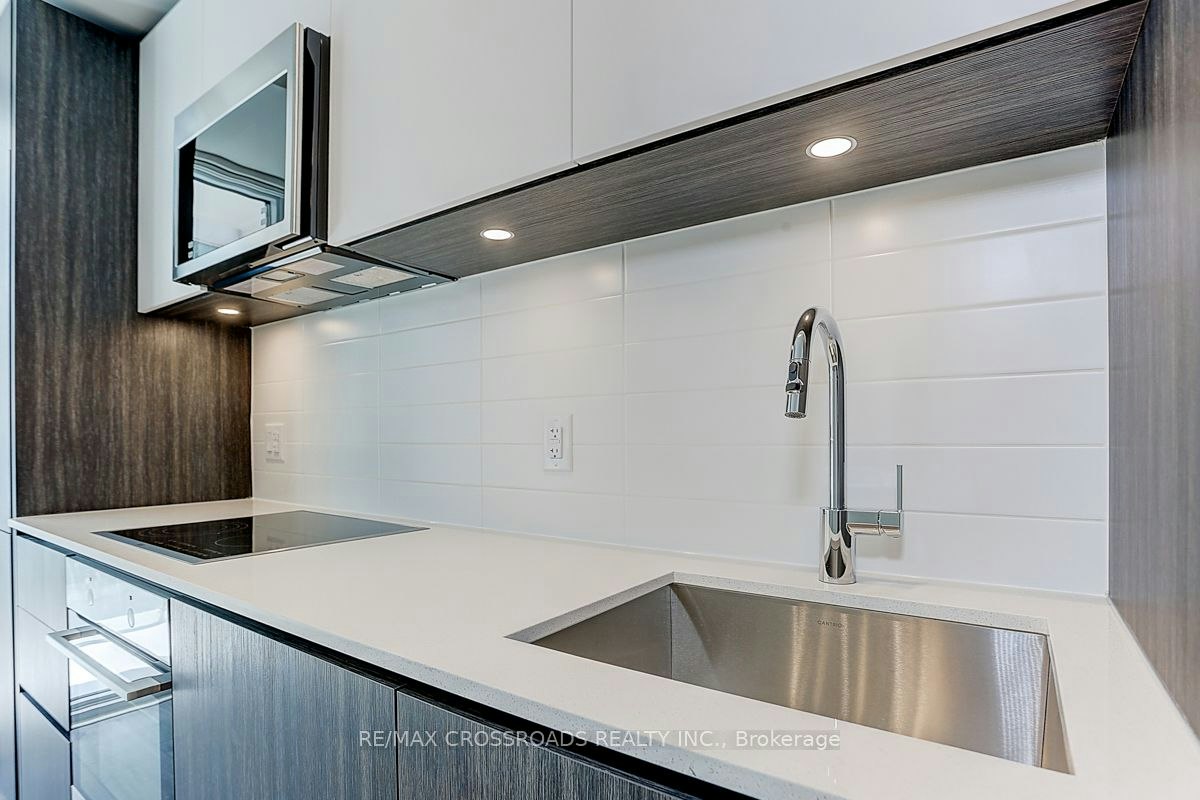 1911-8 Widmer Street, Toronto, ON, M5V 0W6 - 20