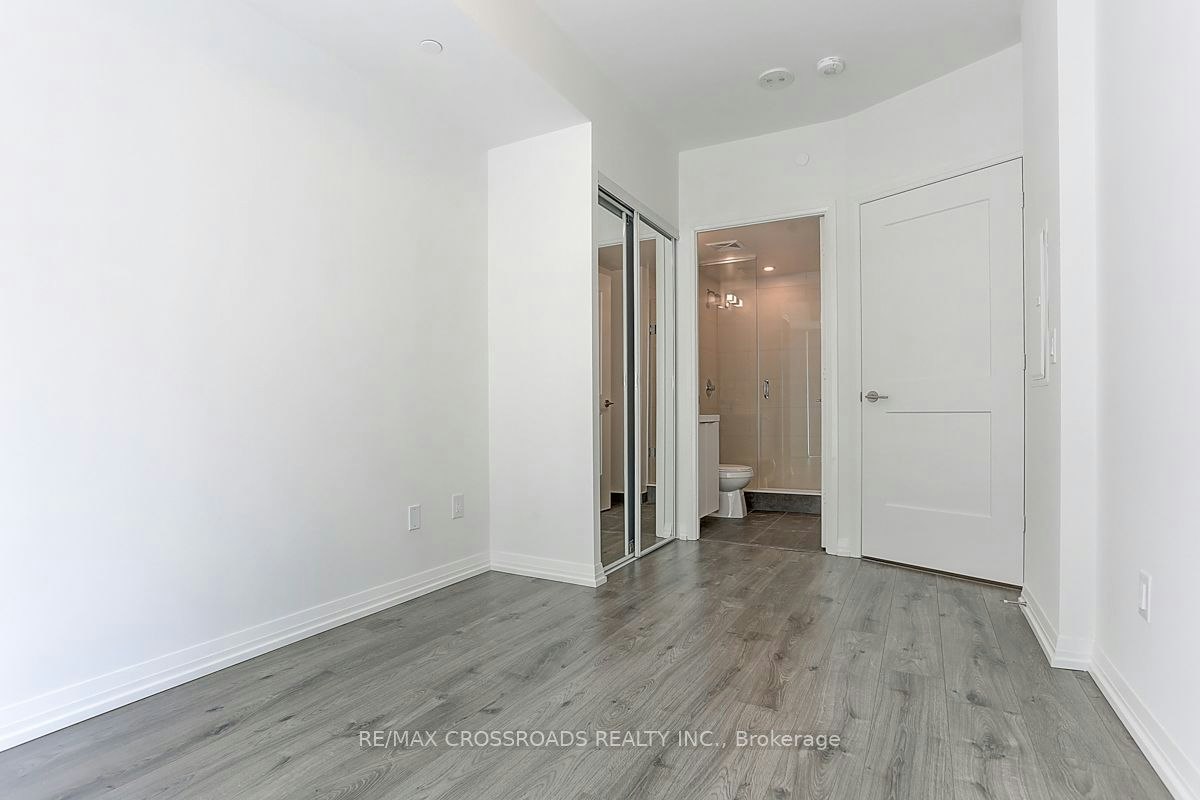 1911-8 Widmer Street, Toronto, ON, M5V 0W6 - 30