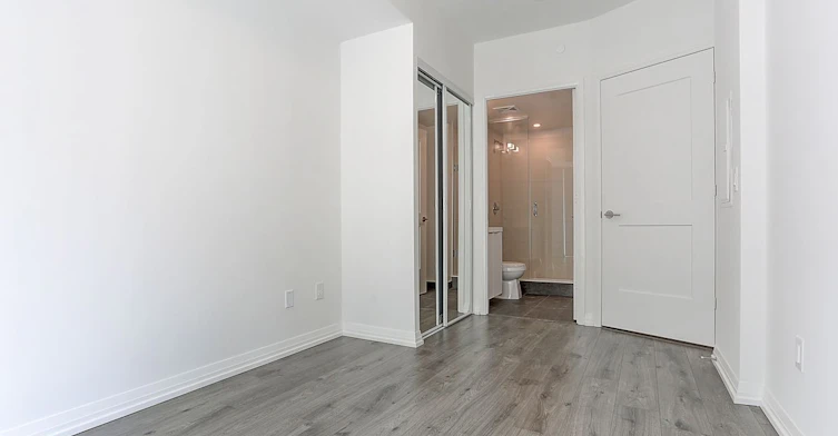 1911-8 Widmer Street, Toronto, ON, M5V 0W6 - 30