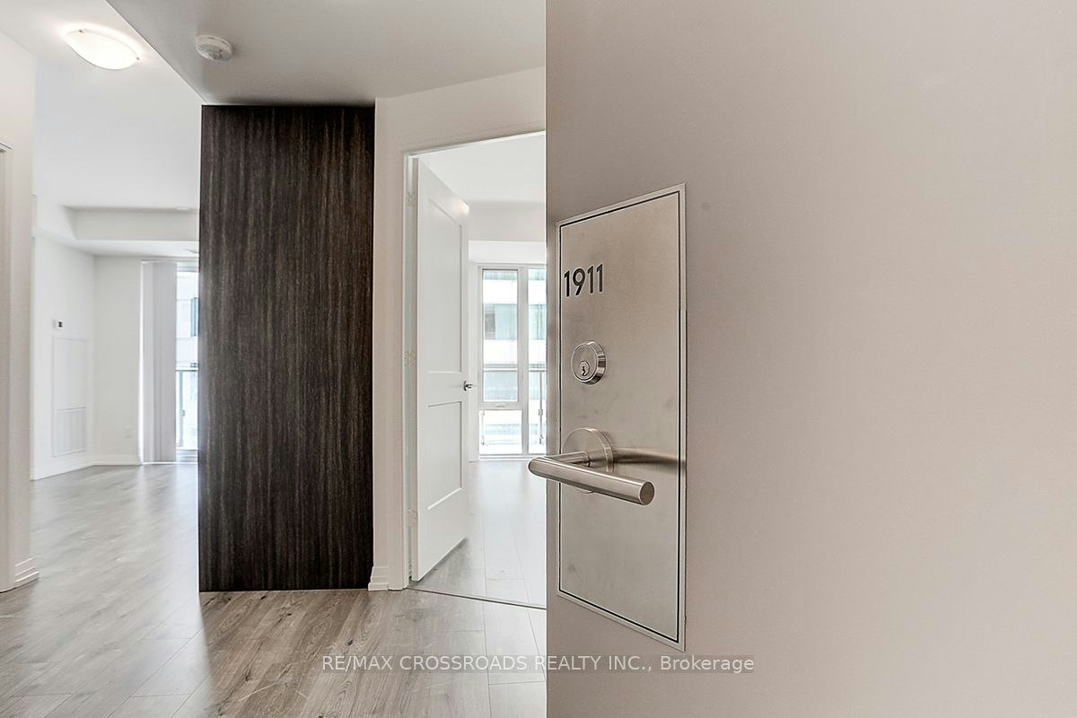 1911-8 Widmer Street, Toronto, ON, M5V 0W6 - 6