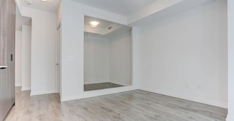 1911-8 Widmer Street, Toronto, ON, M5V 0W6 - 18