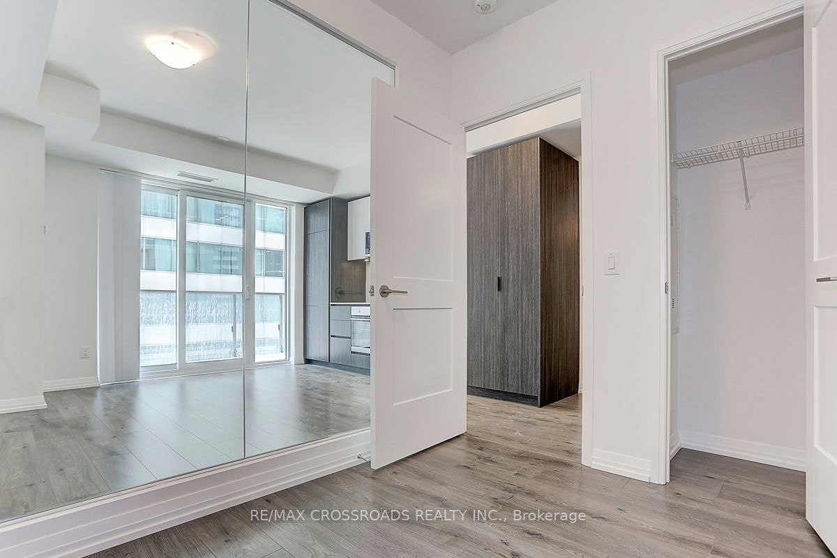 1911-8 Widmer Street, Toronto, ON, M5V 0W6 - 26