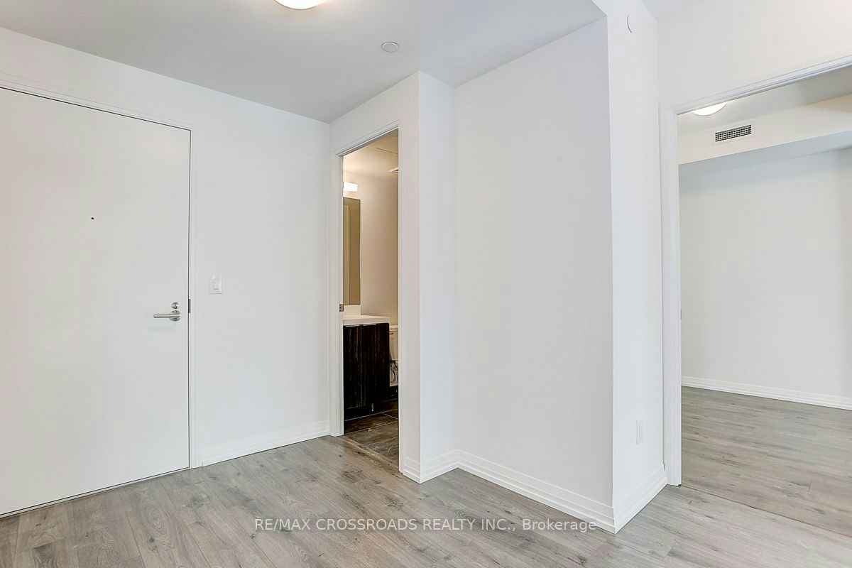 1911-8 Widmer Street, Toronto, ON, M5V 0W6 - 10
