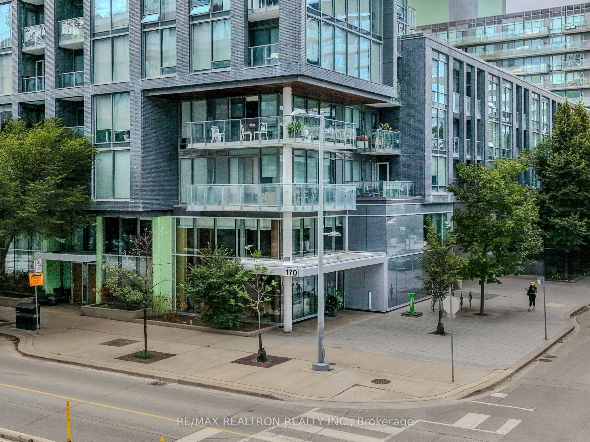 S302-455 Front St E Front Street E, Toronto, ON, M5A 0G2
