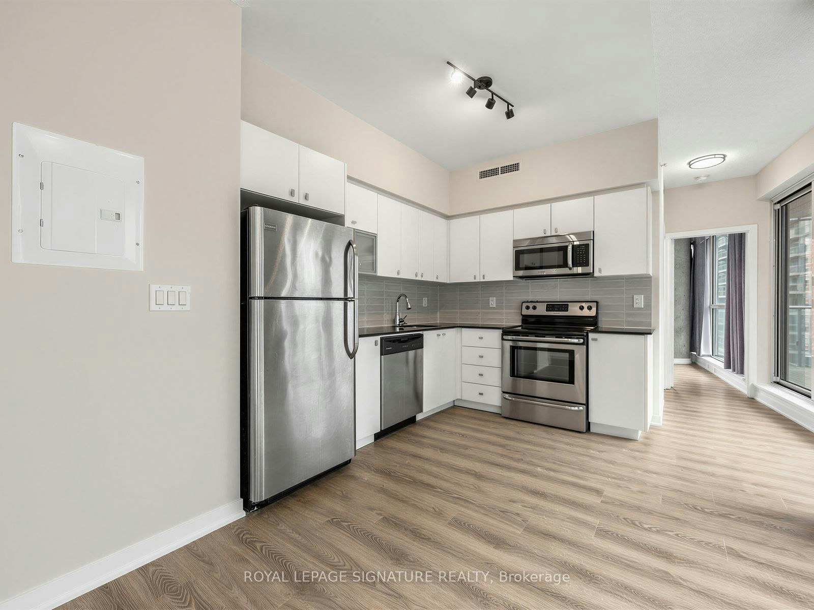 1004-150 East Liberty Street, Toronto, ON, M6K 3R5 - 9