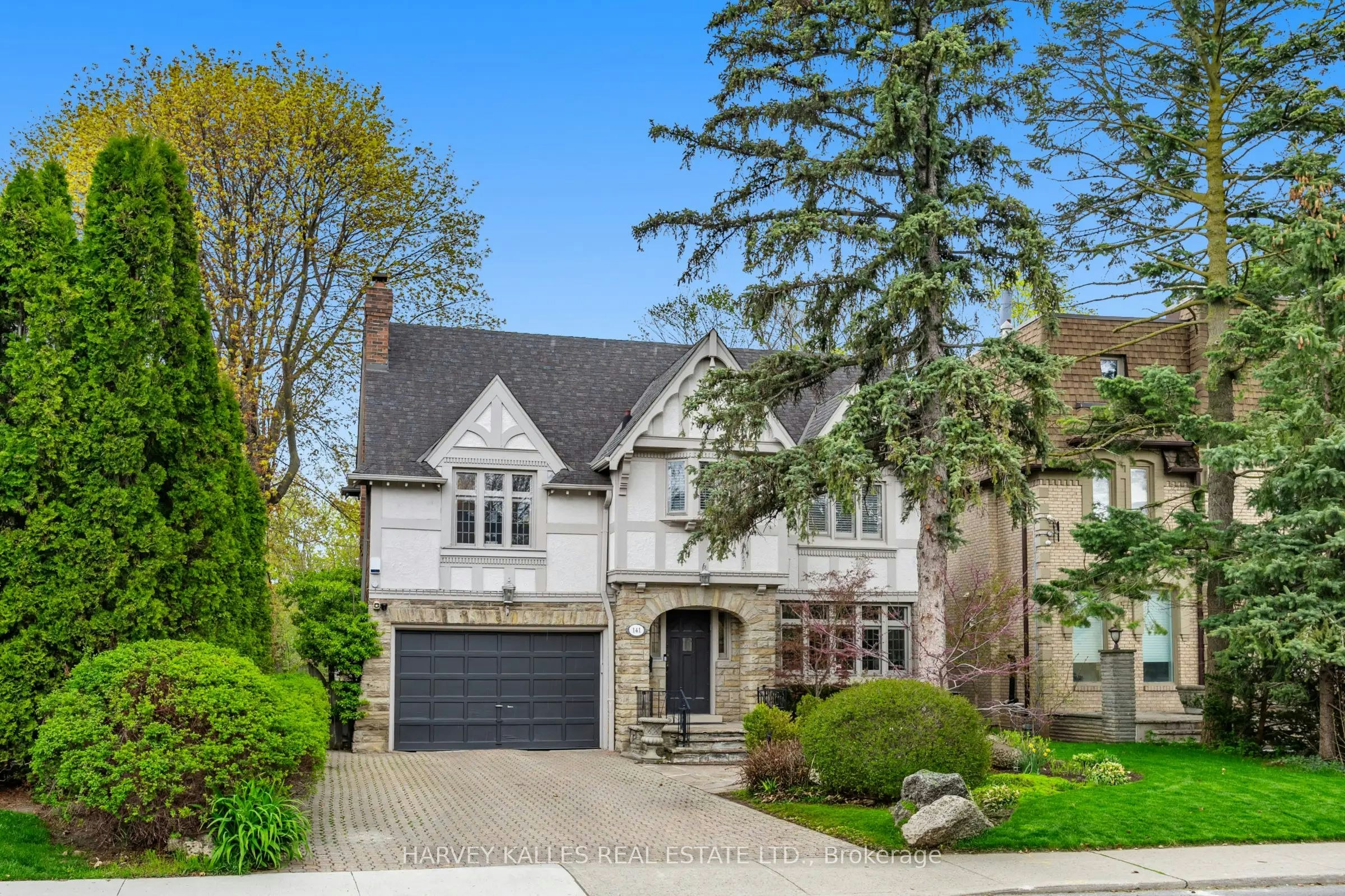141 Old Forest Hill Road, Toronto, ON, M5N 2N7