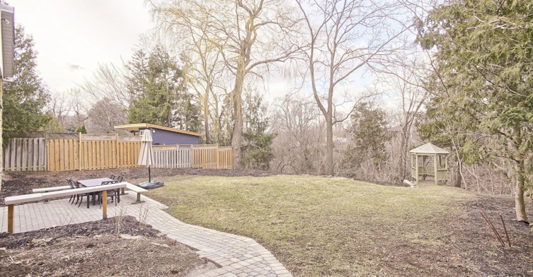 122 Elvaston Drive, Toronto, ON, M4A 1N6 - 49