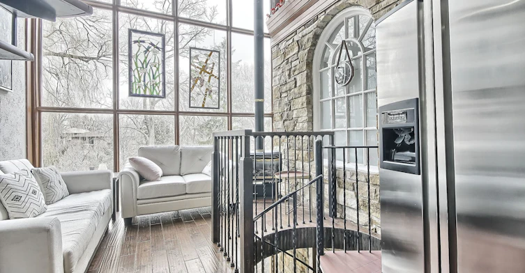 122 Elvaston Drive, Toronto, ON, M4A 1N6 - 17