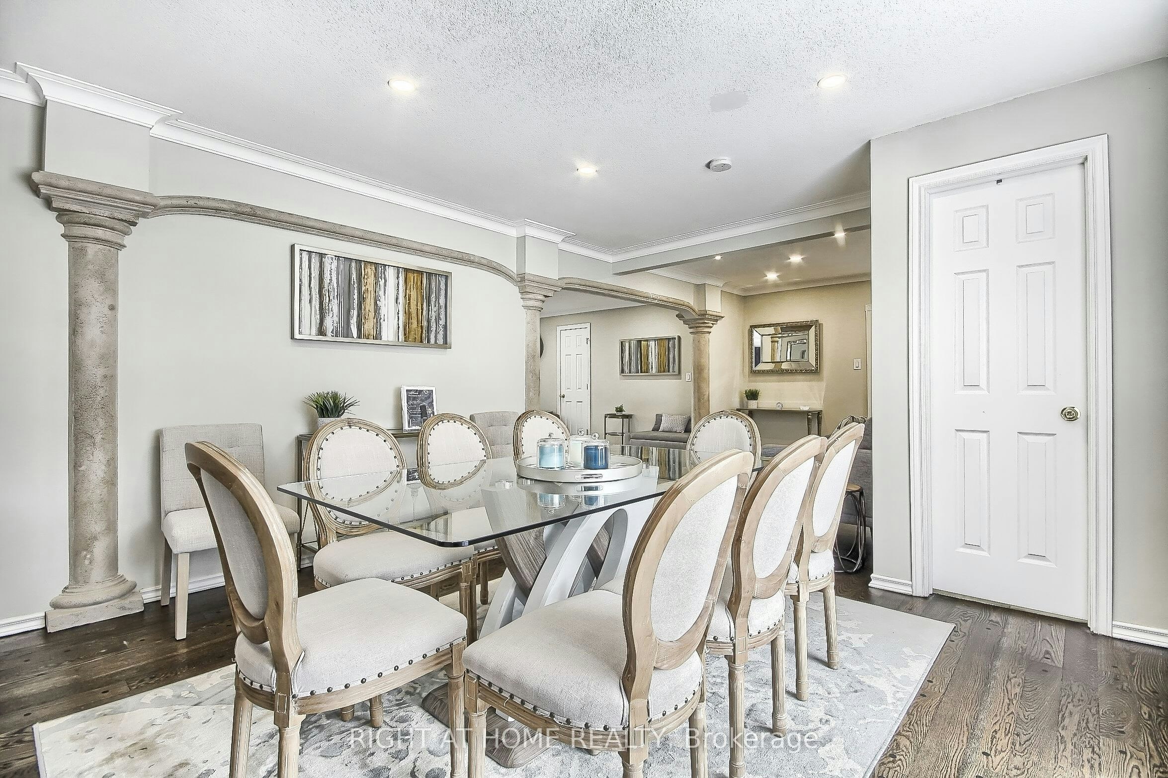 122 Elvaston Drive, Toronto, ON, M4A 1N6 - 14
