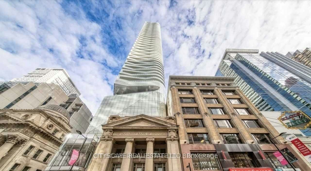 4112-197 Yonge Street, Toronto, ON, M5B 1M4