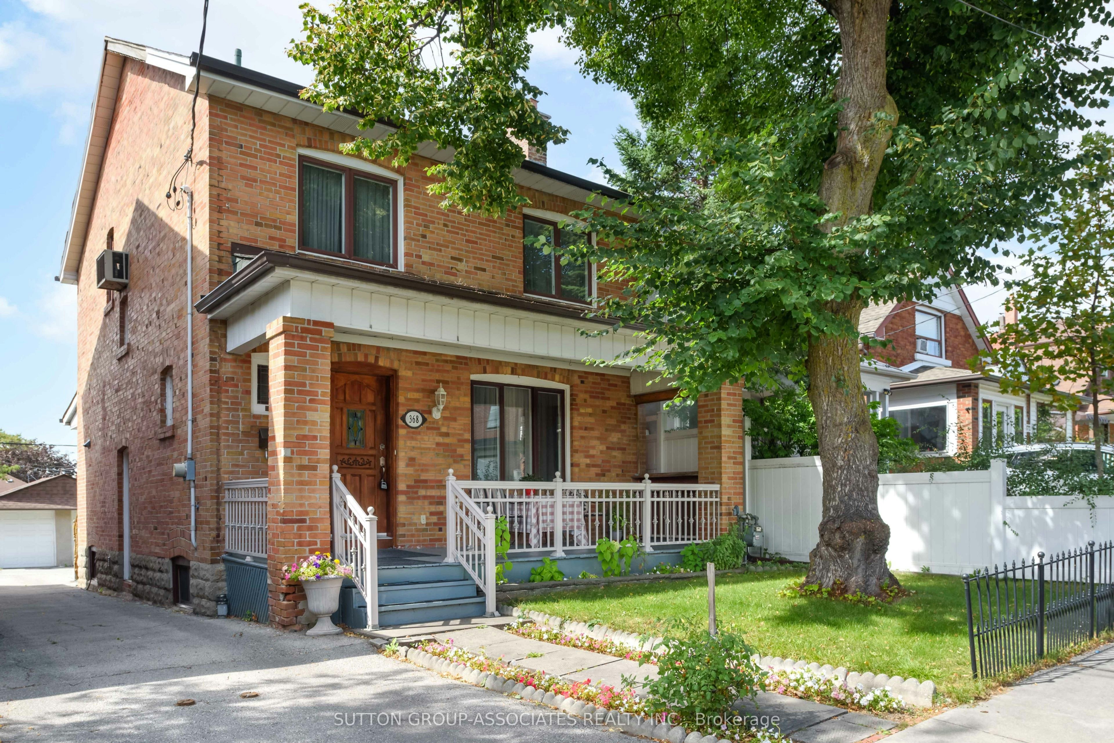 368 Glenholme Avenue, Toronto, ON, M6E 3E5