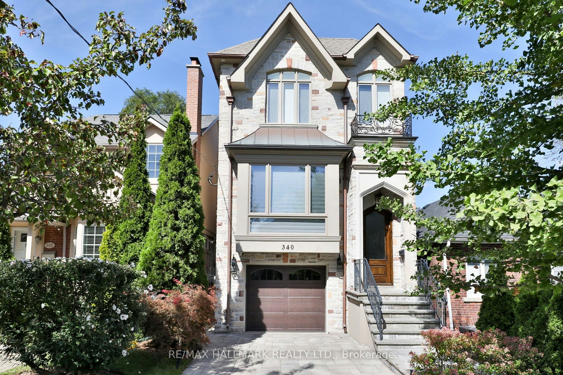 340 St Germain Avenue, Toronto, ON, M5M 1W5