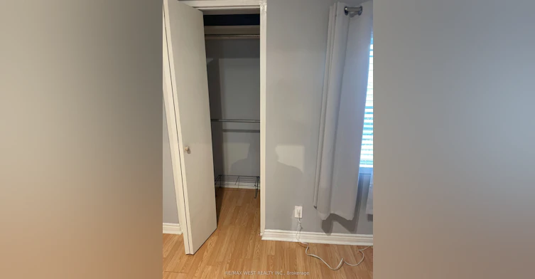 Main Floor-281 Howland Avenue, Toronto, ON, M5R 3B8 - 11