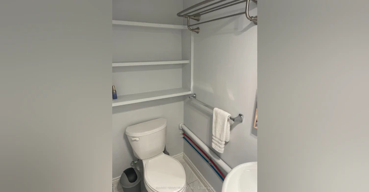 Main Floor-281 Howland Avenue, Toronto, ON, M5R 3B8 - 13