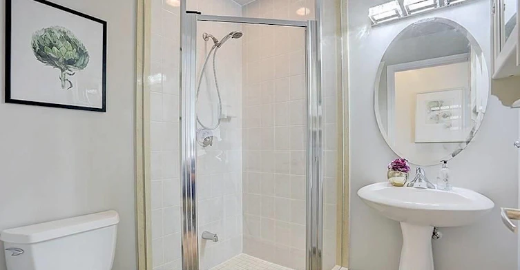4804-763 Bay Street, Toronto, ON, M5G 2R3 - 7