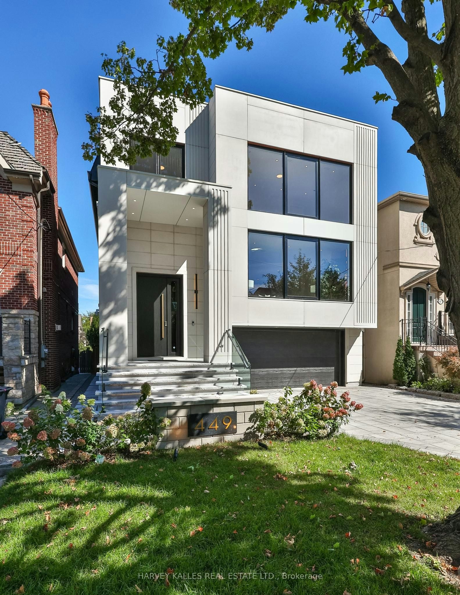 449 Elm Road, Toronto, ON, M5M 3W8