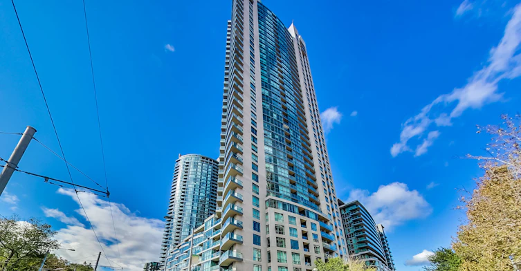 2006-215 Fort York Boulevard, Toronto, ON, M5V 4A2