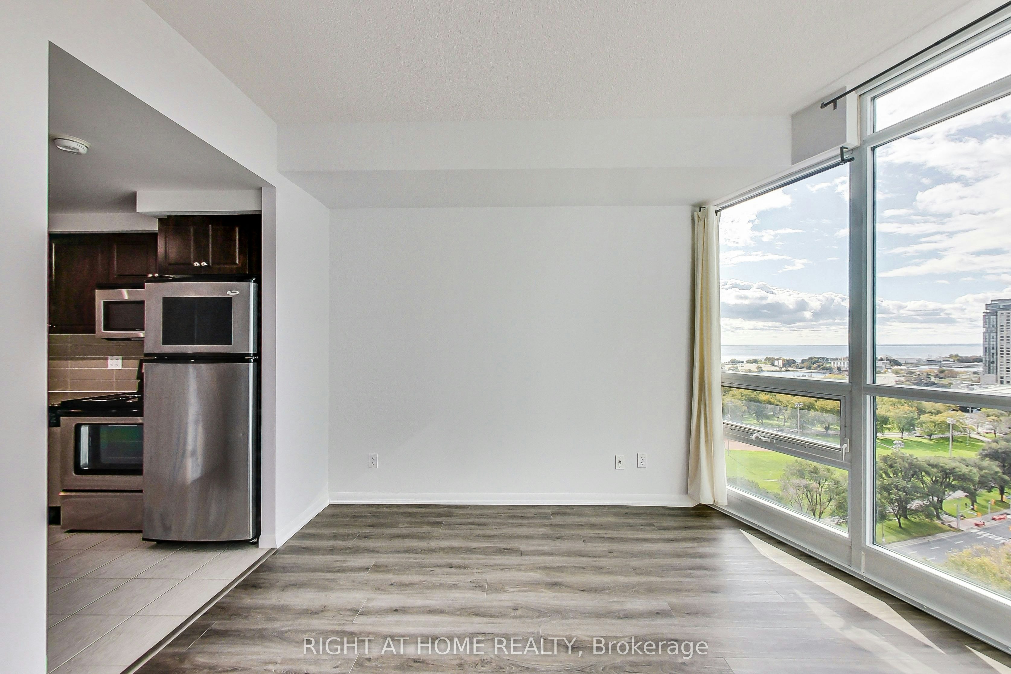 2006-215 Fort York Boulevard, Toronto, ON, M5V 4A2 - 11