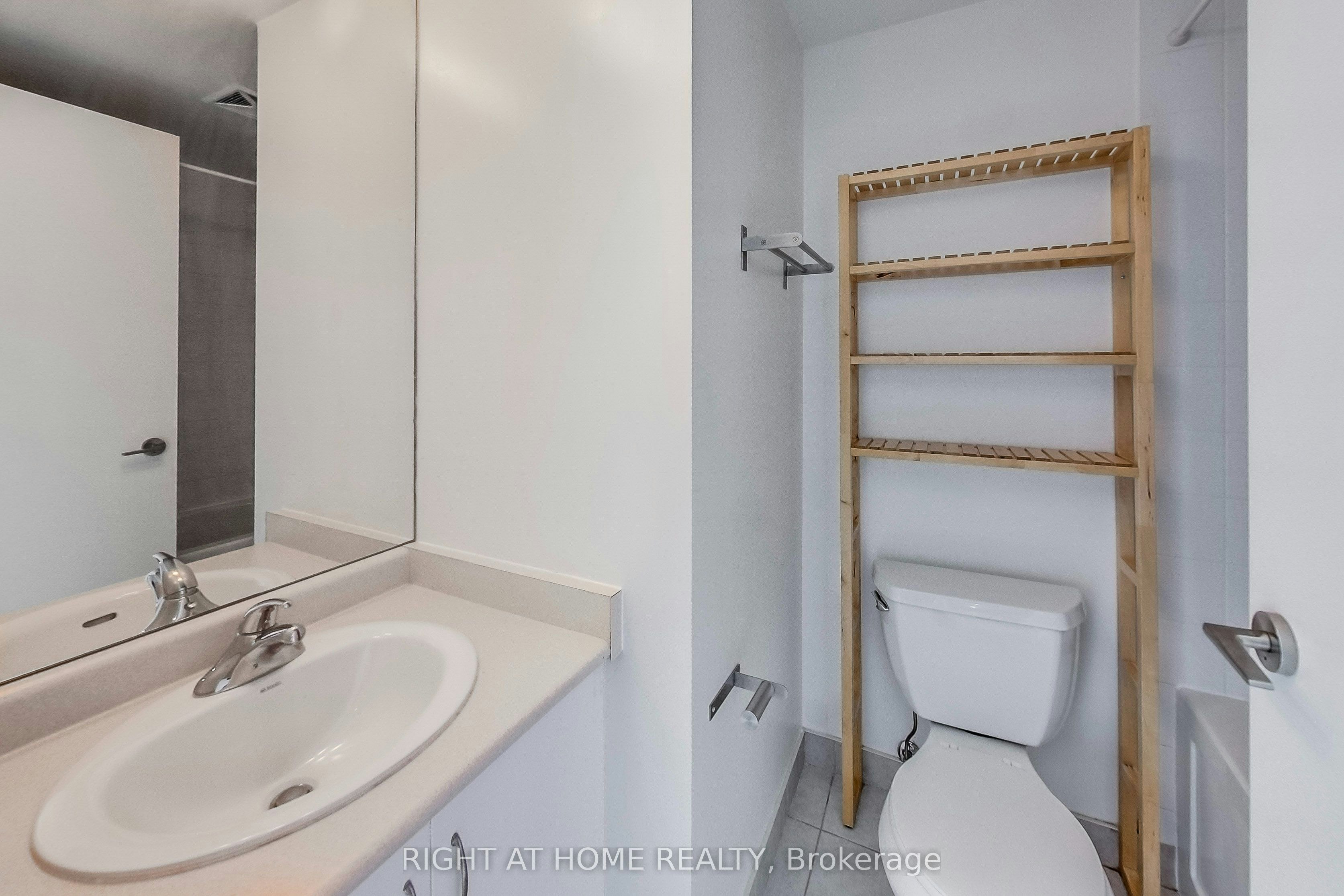 2006-215 Fort York Boulevard, Toronto, ON, M5V 4A2 - 13