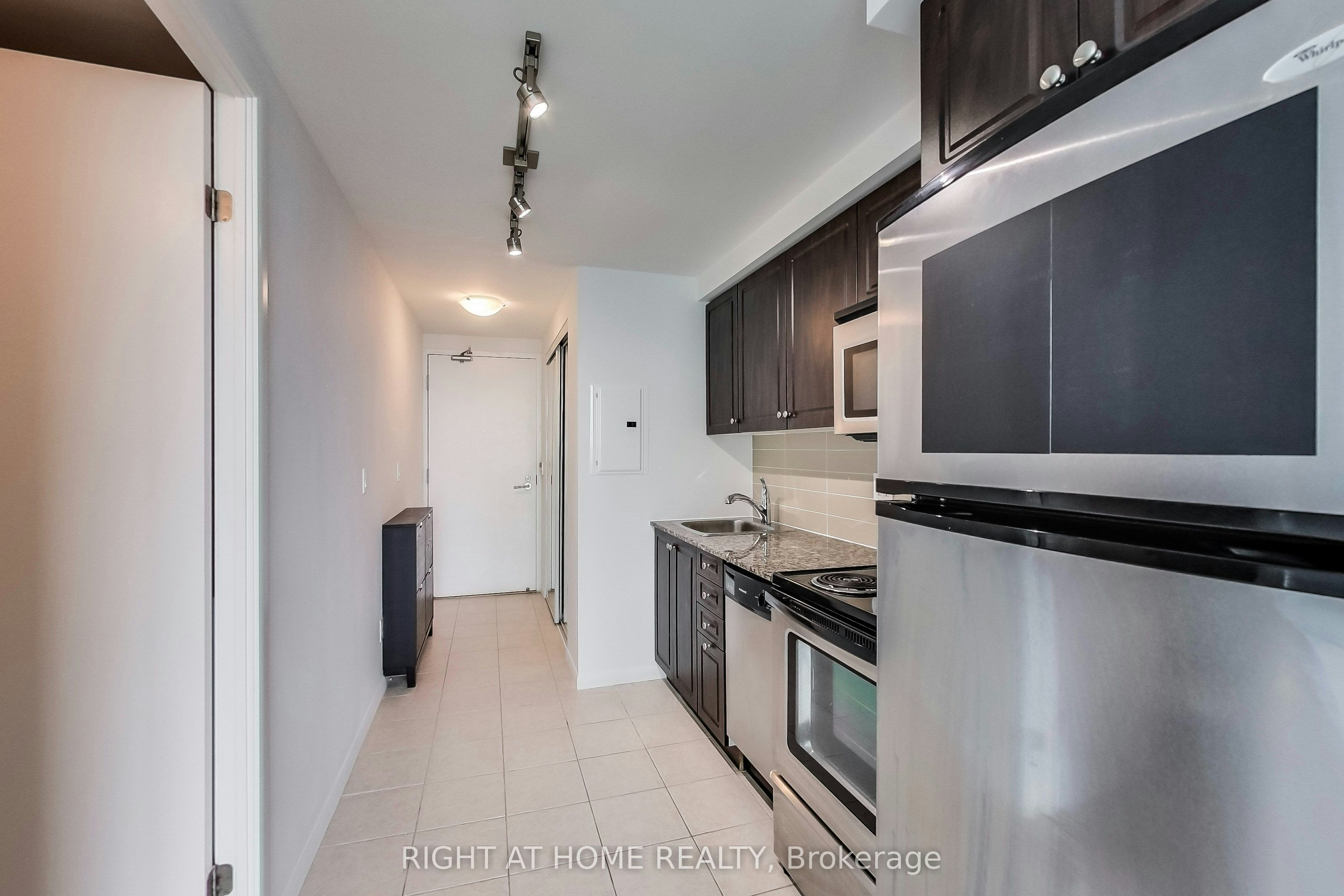 2006-215 Fort York Boulevard, Toronto, ON, M5V 4A2 - 8