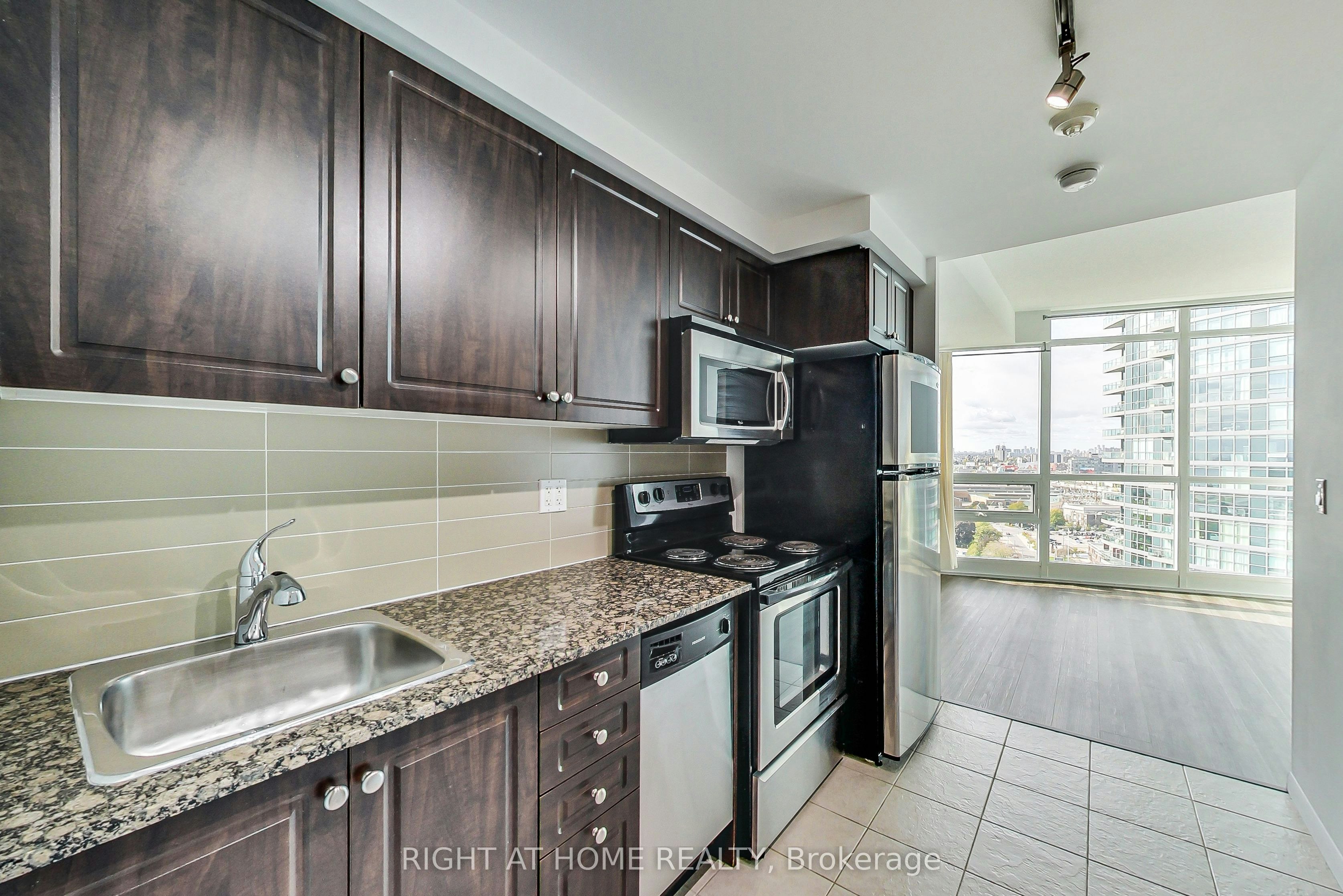 2006-215 Fort York Boulevard, Toronto, ON, M5V 4A2 - 6