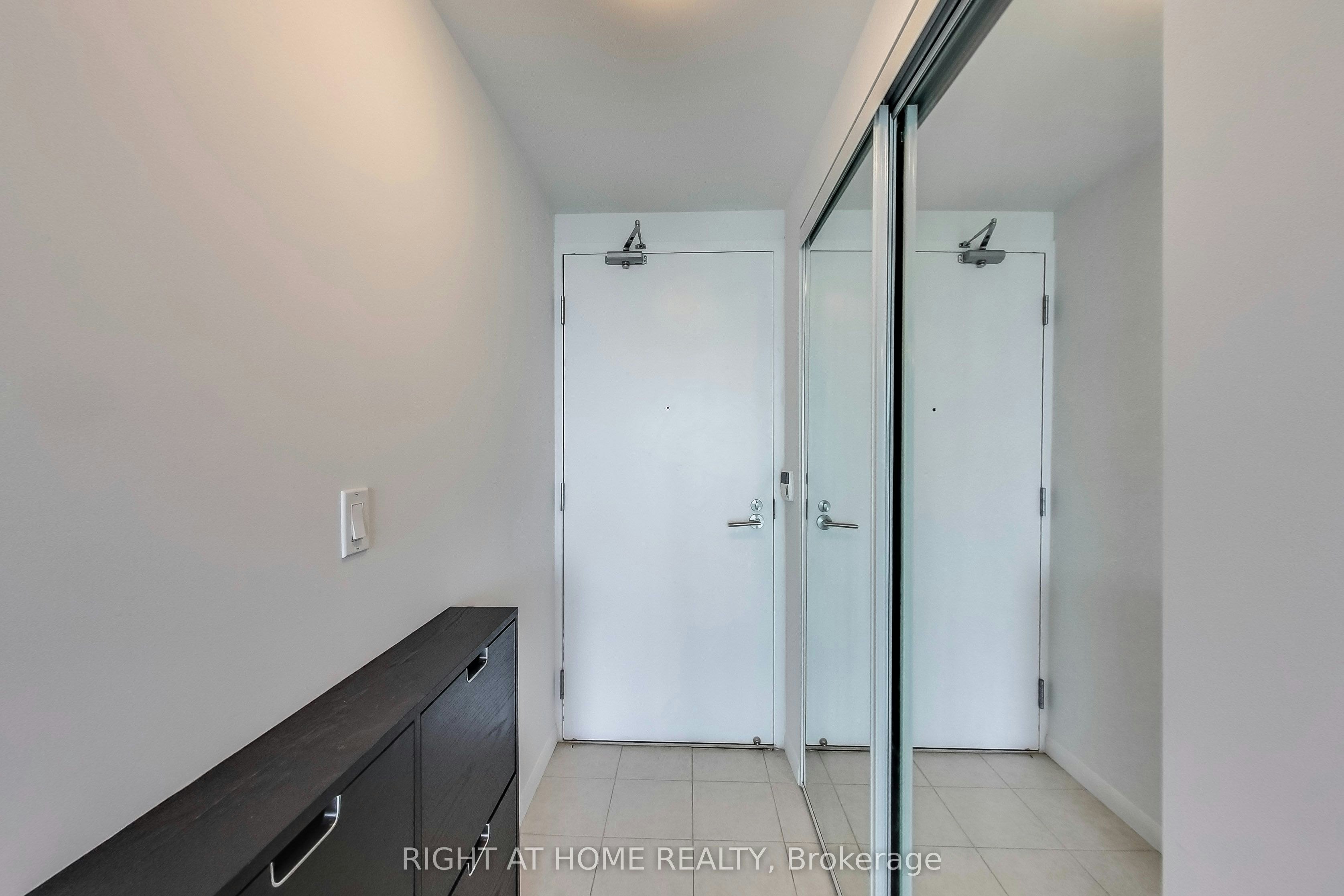 2006-215 Fort York Boulevard, Toronto, ON, M5V 4A2 - 5