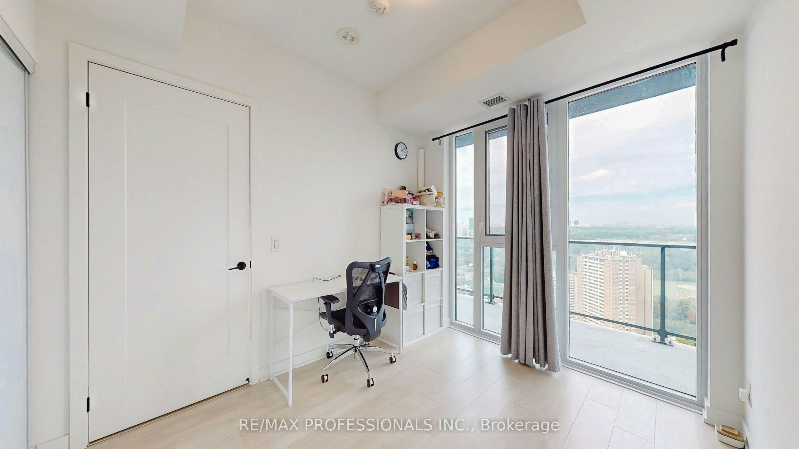 3311-5 Defries Street, Toronto, ON, M5A 0W7 - 15