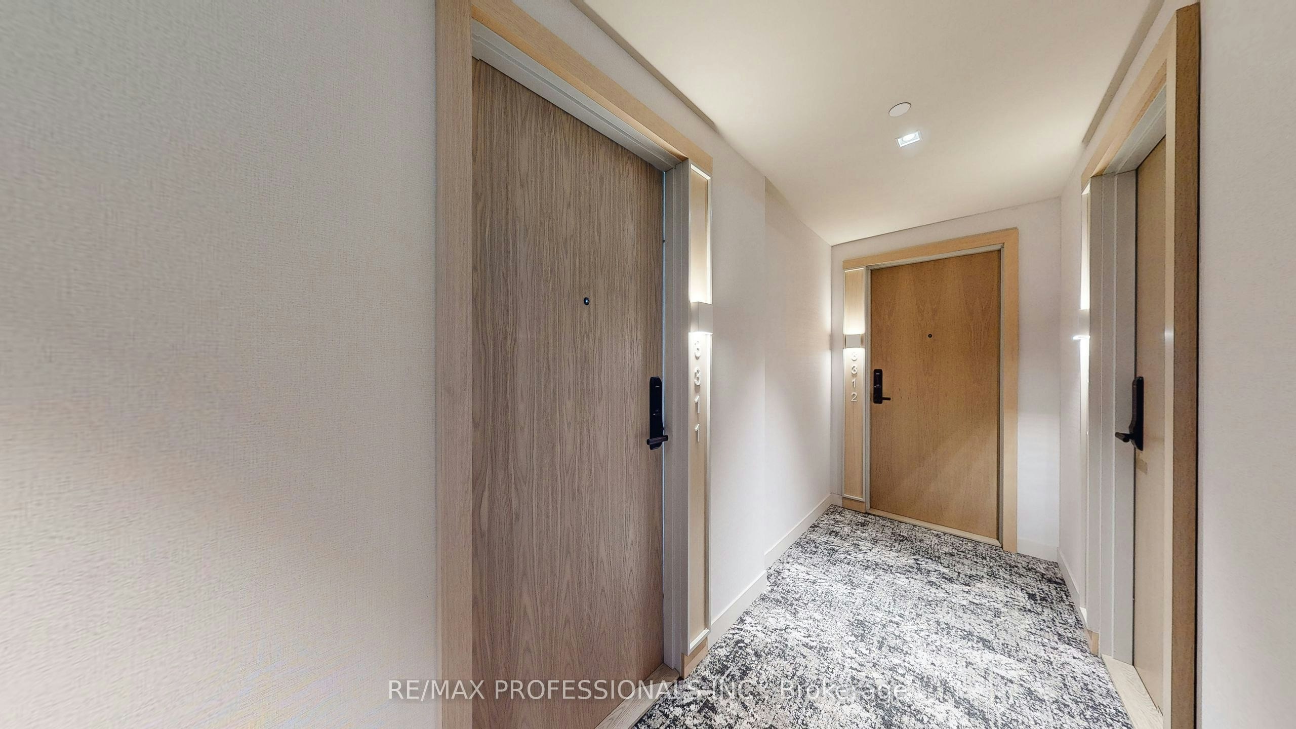 3311-5 Defries Street, Toronto, ON, M5A 0W7 - 3